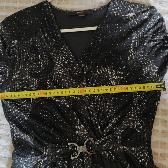 Seventy (Italy) Long Sleeves Formal Dress ✳️✳️✳️ - Picture 8 of 8